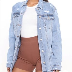 Brand New with tags Fashion Nova Ripped Denim Jacket XL